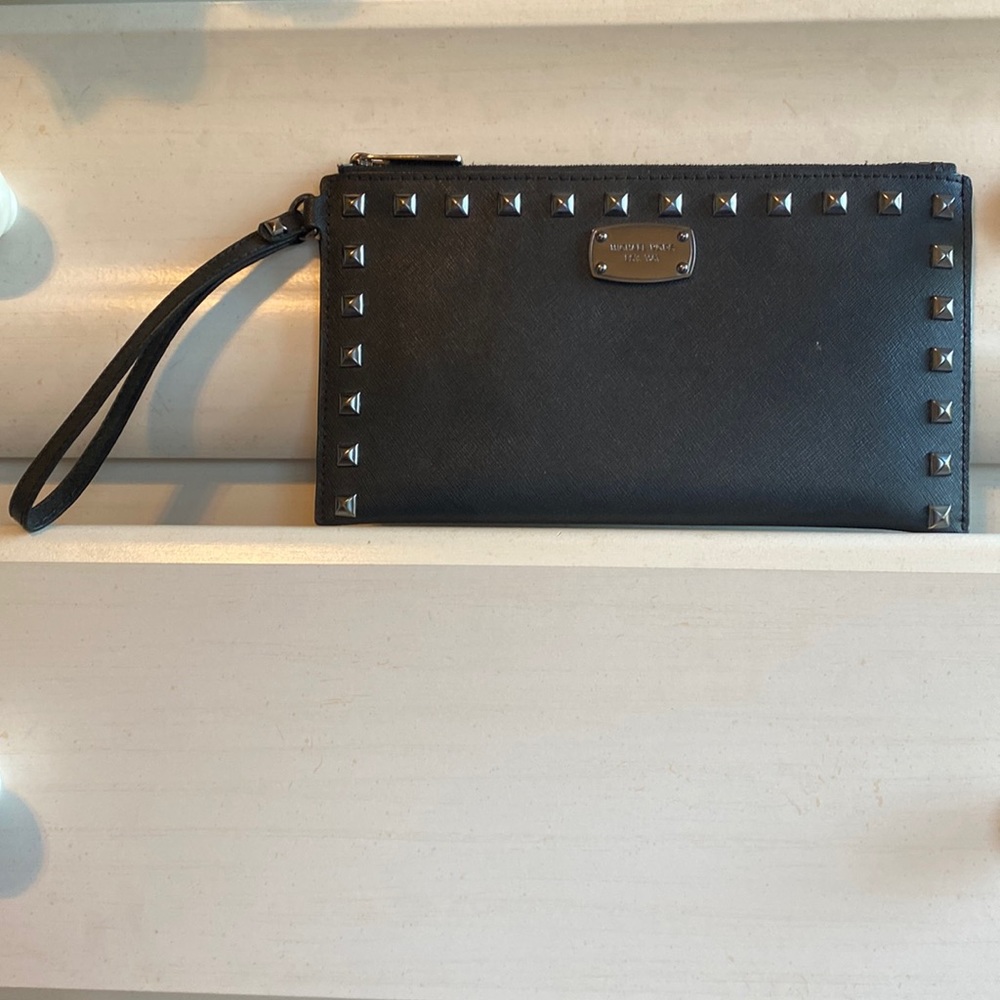 Michael Kors Wristlet